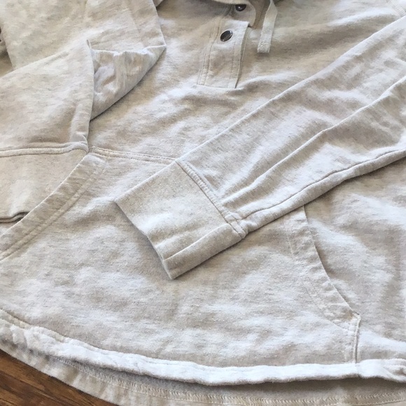 Patagonia Hoodie 3/4 Button Pullover Grey Small Kangaroo Pocket Hood - Picture 4 of 5